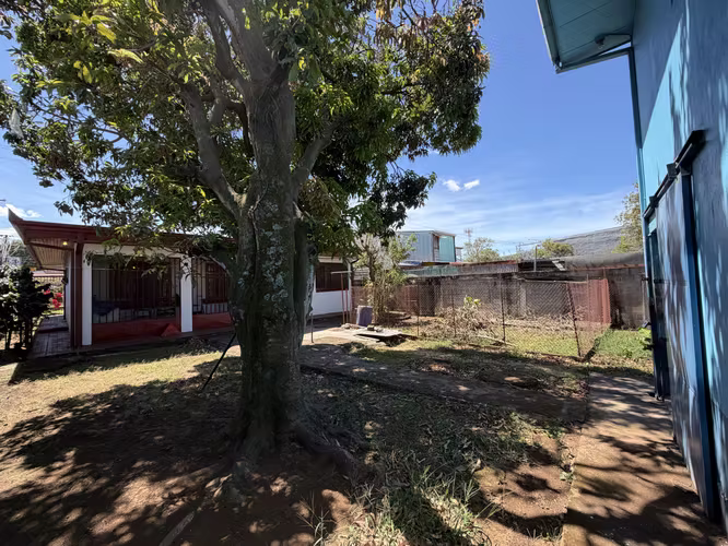 Casa en Venta en Alajuela, Villa Bonita. Con Apto Independiente y Gran Terreno — Oportunidad Única - Imagen 17