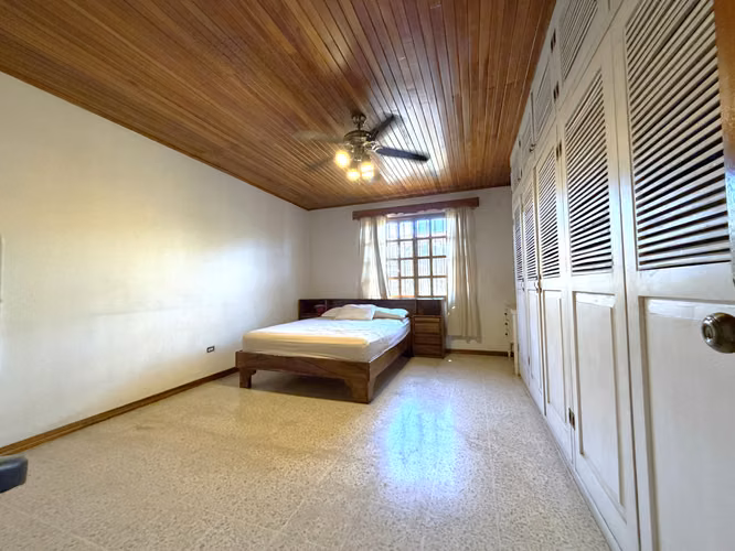 Casa en Venta en Alajuela, Villa Bonita. Con Apto Independiente y Gran Terreno — Oportunidad Única - Imagen 6