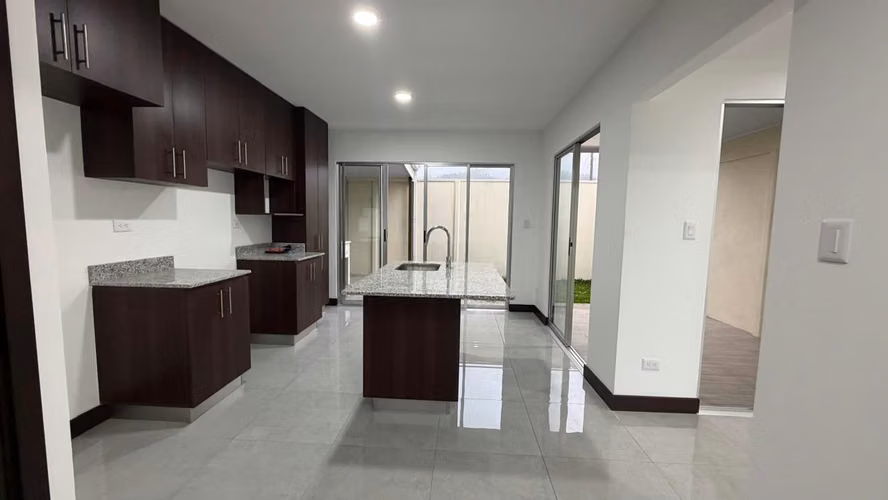 Casa en Alquiler – Condominio Novarum, Cartago (Quebradilla de Tejar) - Imagen 7
