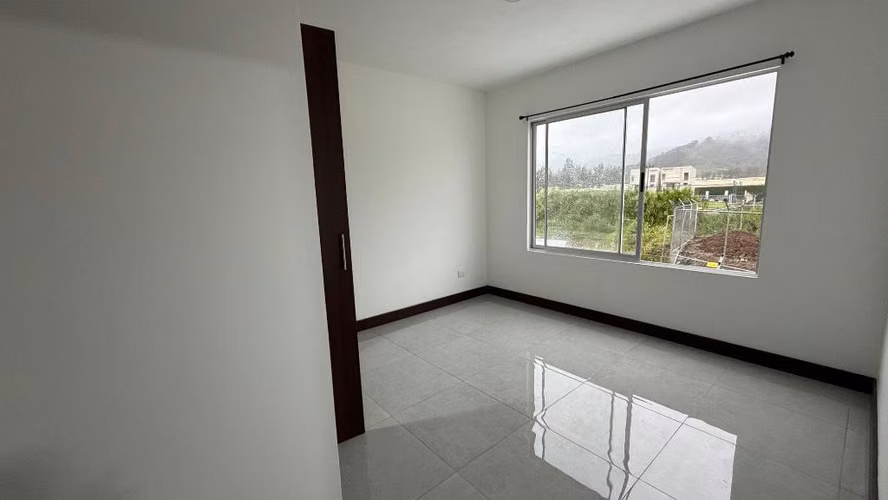 Casa en Alquiler – Condominio Novarum, Cartago (Quebradilla de Tejar) - Imagen 4