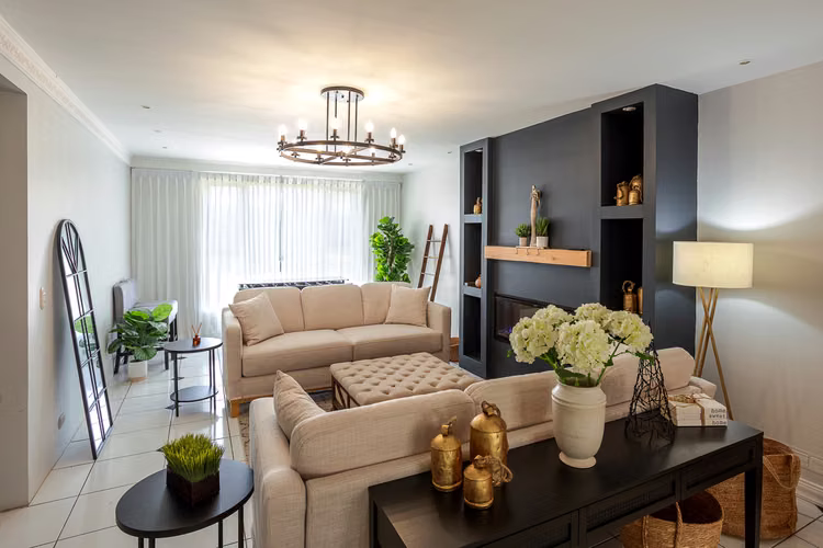 Venta de Casa en Lomas de Ayarco (en exclusivo condominio)