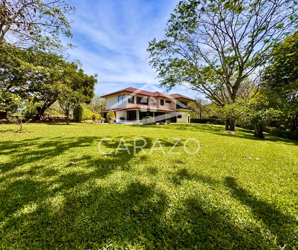 Casa de Lujo con piscina privada en Los Reyes - Imagen 2