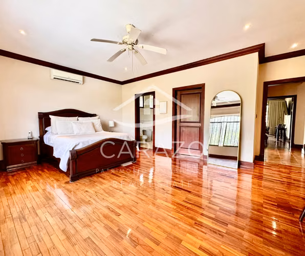Casa de Lujo con piscina privada en Los Reyes - Imagen 12