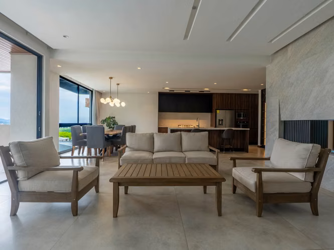 VENTA DE CASA EN VISTA REAL CON VISTA ESPECTACULAR EN SANTA ANA - Imagen 6