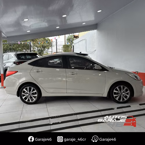HYUNDAI ACCENT BLUE 2017 - Imagen 8