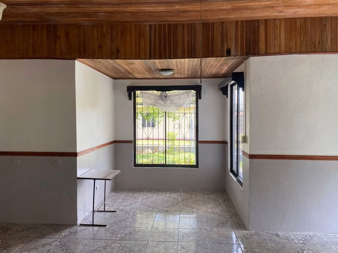 Casa con lote amplio