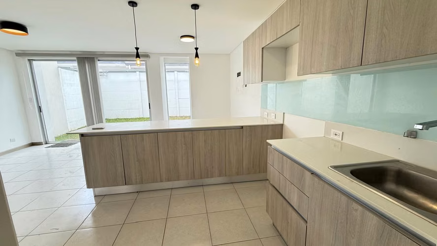 Alquiler de Casa en  Heredia Belén | Los Arcos en Condominio - Imagen 4