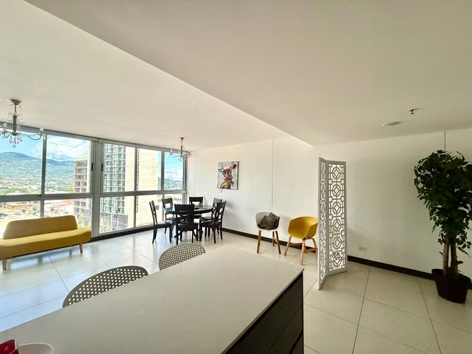 SE ALQUILA AMPLIO APARTAMENTO EN NUNCIATURA $1700, AMUEBLADO