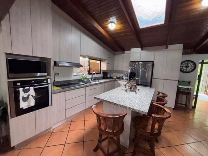 Casa en Venta en San Pablo de Heredia – Amplia, Remodelada y con Excelente Ubicación - Imagen 14