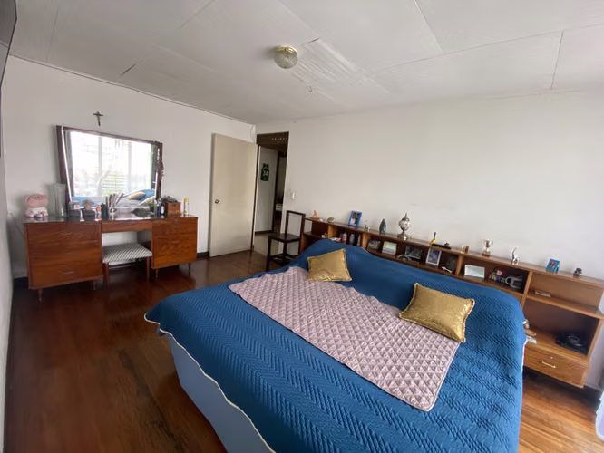 OPORTUNIDAD CASA PARA REMODELAR