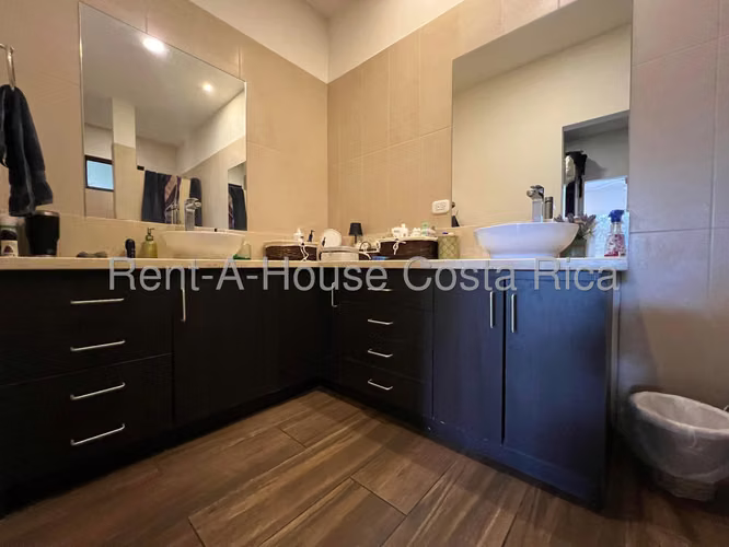 Venta casa contemporánea con jardines y estudio independiente #26-1487 GS - Imagen 4
