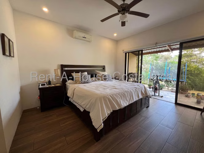 Venta casa contemporánea con jardines y estudio independiente #26-1487 GS - Imagen 12