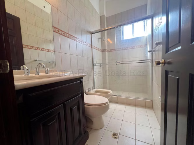 Venta casa de lujo con 4 habitaciones, amplios espacios y golf cercano #26-1558 GS - Imagen 8