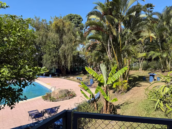 Venta club campestre con piscina, 8 ranchos y cancha de tenis #26-1894 GS - Imagen 2