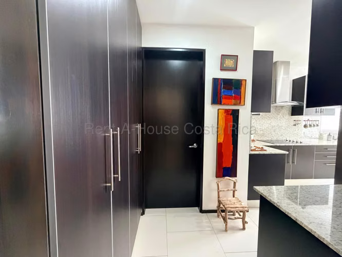 Alquiler apartamento de lujo con amplia terraza y 3 habitaciones con baño privado #26-2132 GS - Imagen 15