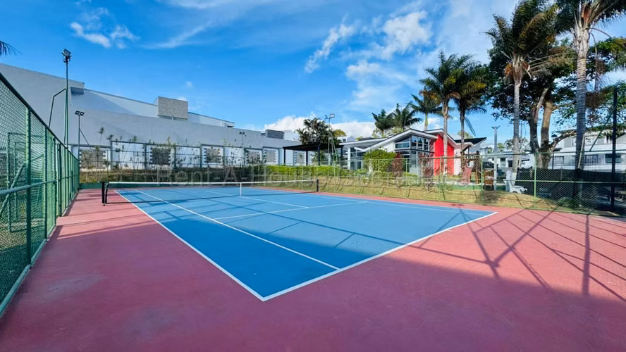 Venta de lote 252 m2  en condominio Rialto Sabanilla Montes de Oca