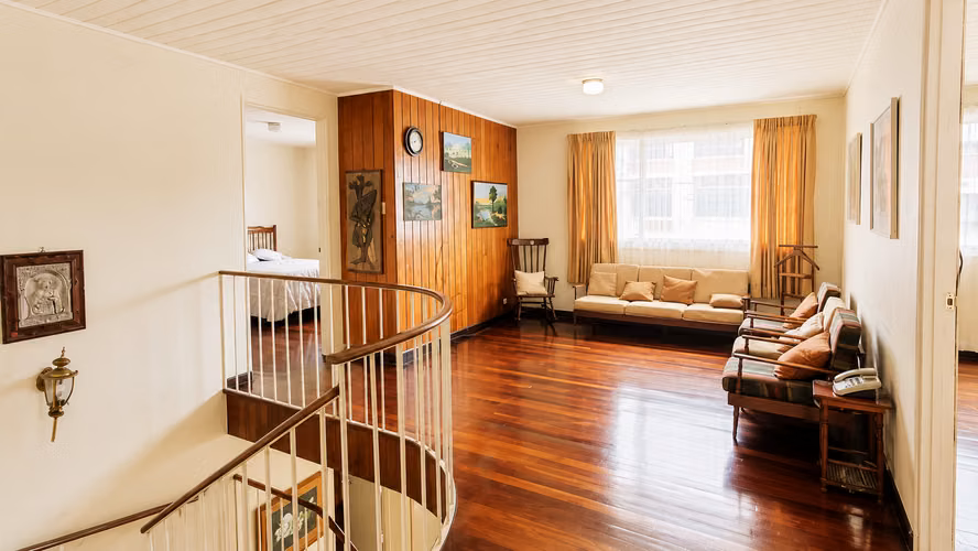 Venta de Propiedad en Montes de Oca | 421 m² de Construcción, 3 Niveles y Uso Mixto - Imagen 11