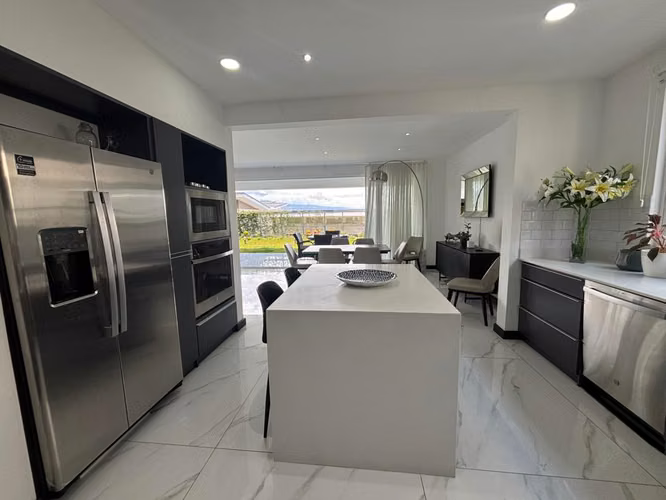 Casa en alquiler en Guachipelín de Escazú - sin muebles - Imagen 6