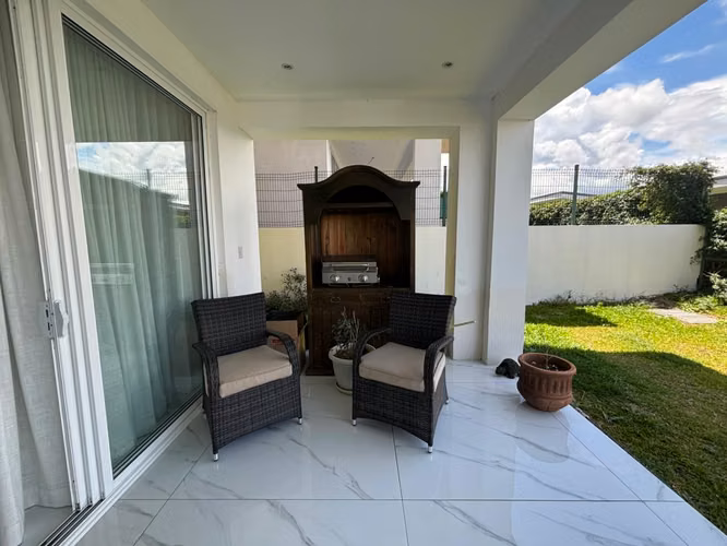 Casa en alquiler en Guachipelín de Escazú - sin muebles - Imagen 2