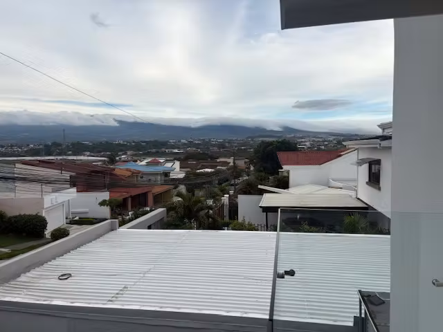 Casa independiente en Venta | Pinar del Rio Guachipelin - Escazu - Imagen 7