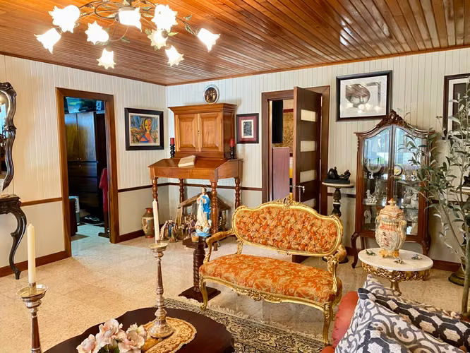 Casa Renovada en Venta – Altos de Naranjo, Atenas - Imagen 5