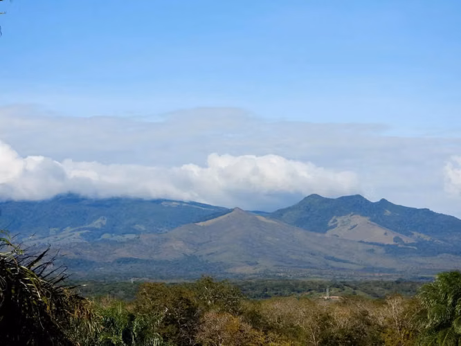 LOTES HACIENDA SYLVARA BAGACES GUANACASTE