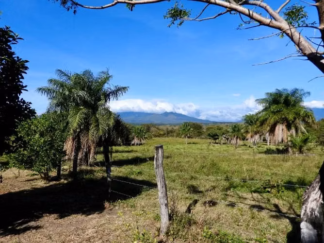 LOTES HACIENDA SYLVARA BAGACES GUANACASTE