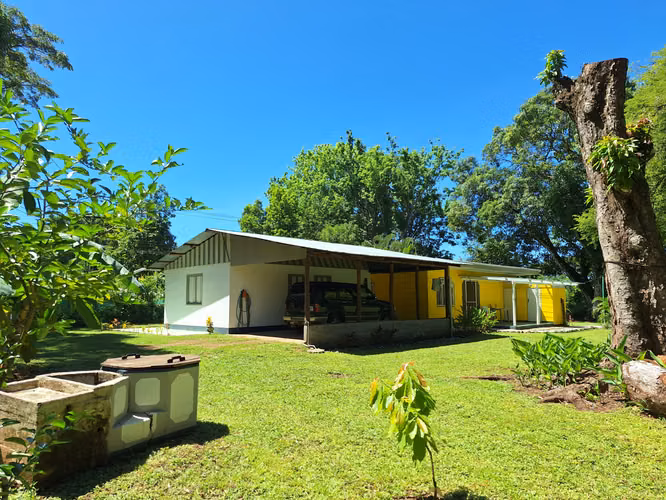 Oportunidad!! lote con 2 casas cerca playa - Imagen 2