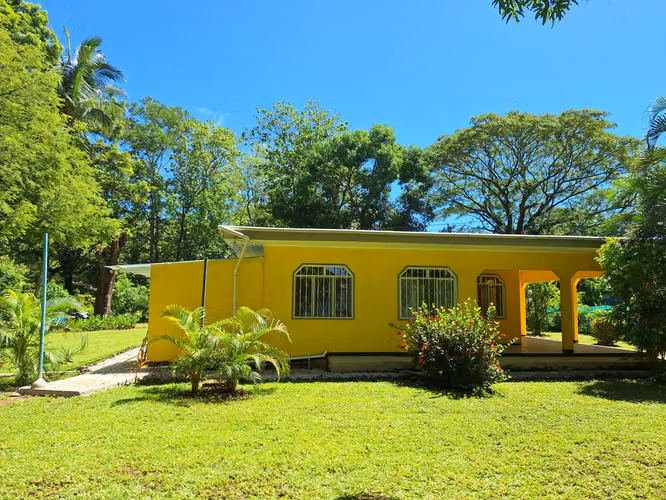 Oportunidad!! lote con 2 casas cerca playa - Imagen 4