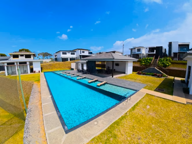Casa Nueva de Lujo en Moravia | 220 m² Construcción | 175 Millones ( JS 1322 28) - Imagen 15