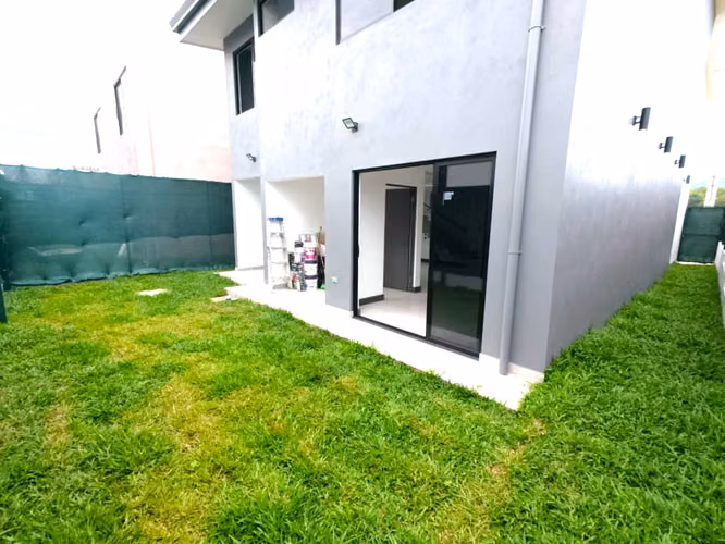 Casa Nueva de Lujo en Moravia | 220 m² Construcción | 175 Millones ( JS 1322 28) - Imagen 14