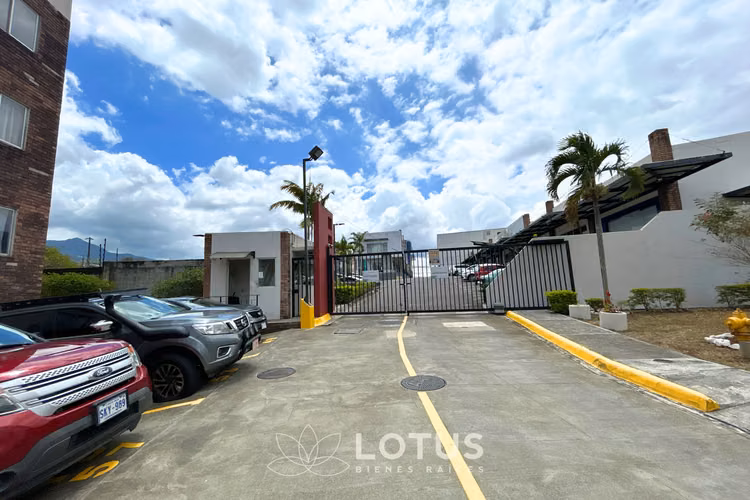Apartamento en venta en Condominio San Sebastián, CÓDIGO AJ049