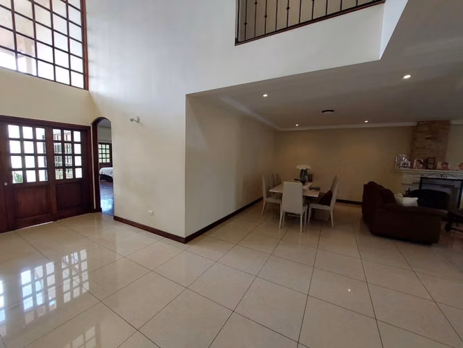H.A.26-693 Se vende gran casa en San Miguel, Santo Domingo, Heredia