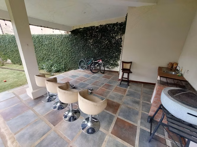 H.A.26-693 Se vende gran casa en San Miguel, Santo Domingo, Heredia