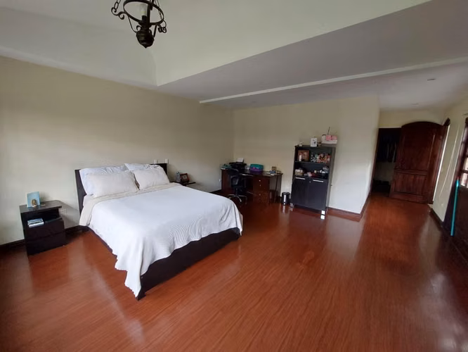H.A.26-693 Se vende gran casa en San Miguel, Santo Domingo, Heredia