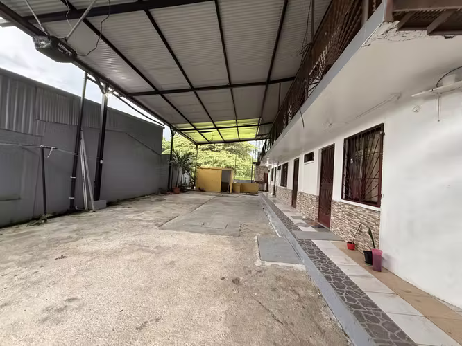 Venta de Casa más apartamentos en Guapiles Pococi FINANCIAMIENTO DIRECTO - Imagen 6