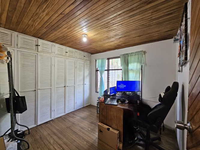 Propiedad con amplio terreno y Casa en San Isidro de San Ramón, Alajuela - Imagen 10