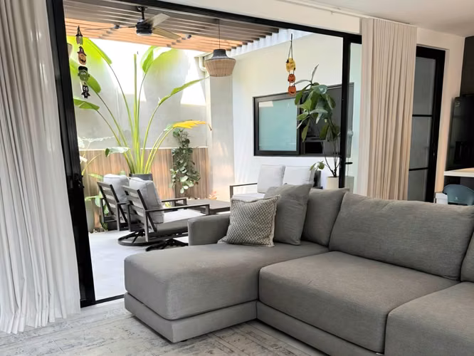 Casa en Venta en Guachipelín, Escazú con 3 Habitaciones y Amenidades - Imagen 11