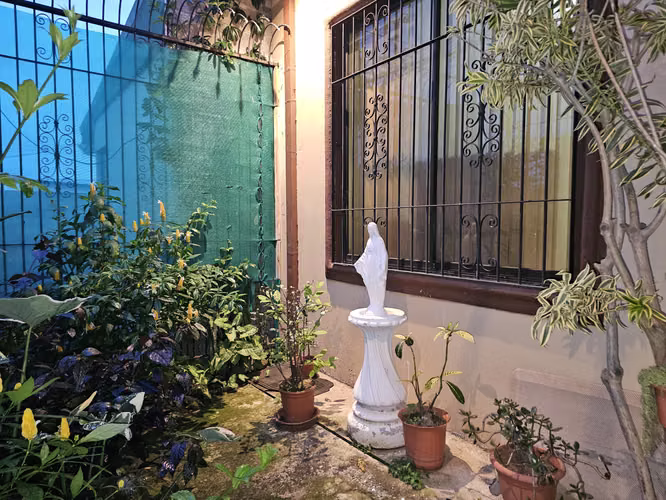 Casa 5 Habitaciones en Santa Lucía, a 2 Km centro Heredia
