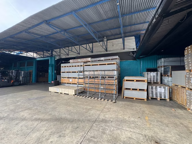 Alquiler Bodega Industrial en La Uruca | 1,913 m².