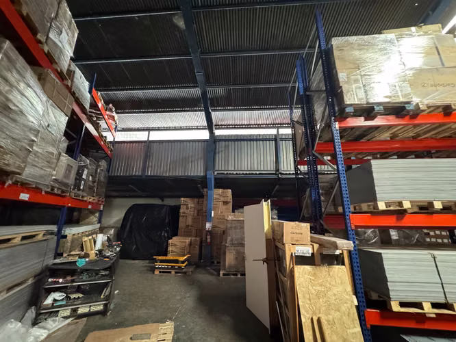 Alquiler Bodega Industrial en La Uruca | 1,913 m².