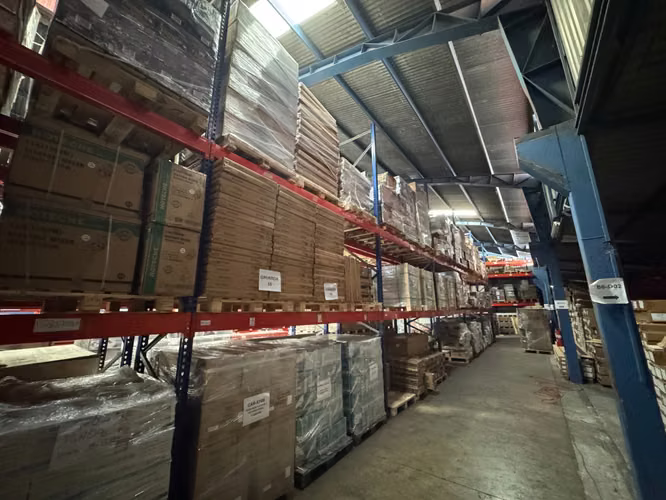 Alquiler Bodega Industrial en La Uruca | 1,913 m².