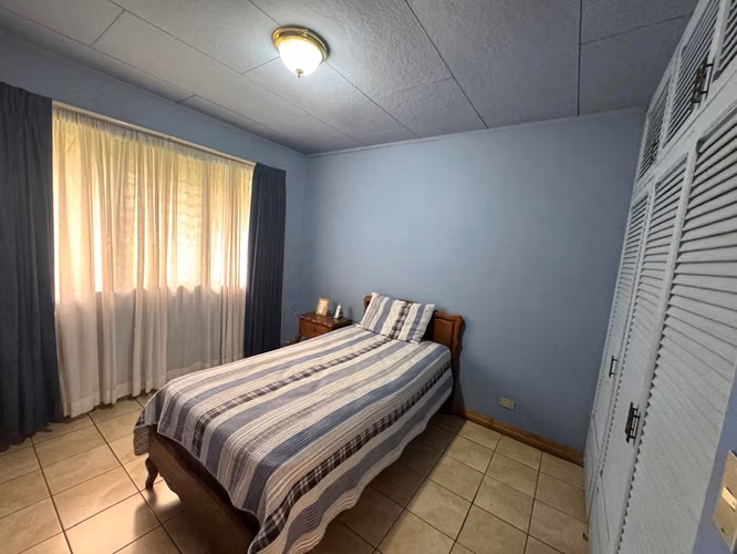 Propiedad 7 Habitaciones con jardín, Guayabos, Curridabat - Imagen 12