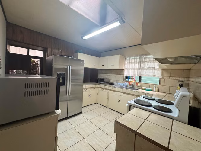 Propiedad 7 Habitaciones con jardín, Guayabos, Curridabat - Imagen 9