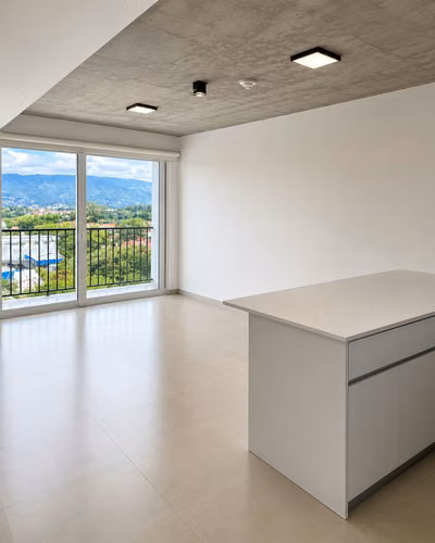 Apartamento en Alquiler en Condominio KHAYA Curridabat Cerca de Aleste 3 Habitaciones piso 7 - Imagen 2
