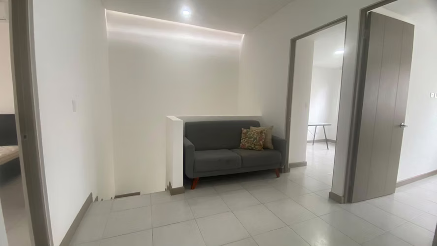 Alquiler de casa amoblada con linea blanca en Condominio Blue, los Arcos de Heredia