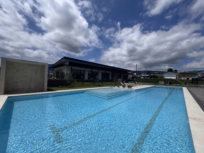 Venta de espectacular lote plano - Imagen 14