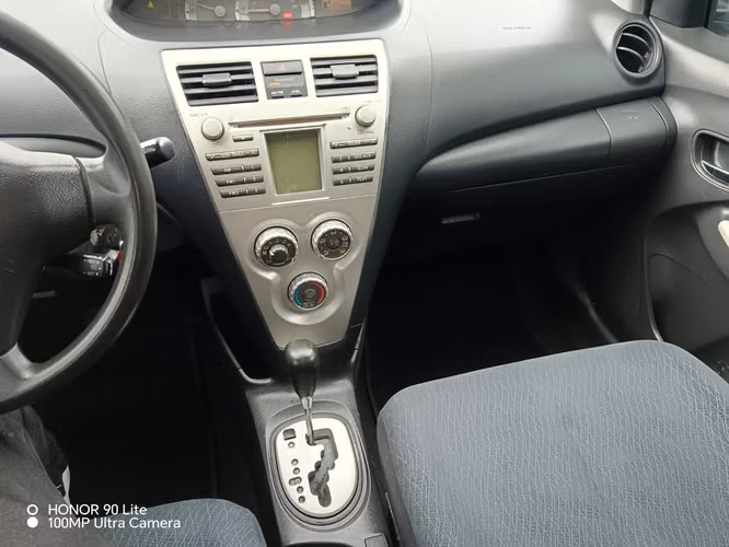 Toyota yaris - Imagen 14