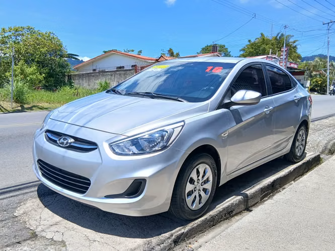 Hyundai accent