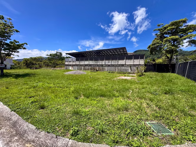 LOTE EN VENTA CONDO- ROBLE , RIO ORO SANTA ANA - Imagen 9
